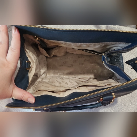 Michael Kors Blue Tote Bag - Picture 5 of 6